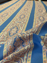 Carica l&#39;immagine nel visualizzatore di Gallery, Viscosa
