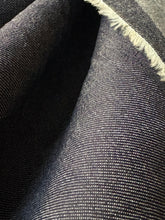 Carica l'immagine nel visualizzatore di Gallery, Jeans stretch 350g.
