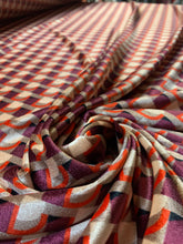 Carica l'immagine nel visualizzatore di Gallery, Ciniglia
