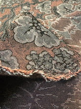 Carica l'immagine nel visualizzatore di Gallery, Jacquard stretch
