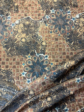 Carica l'immagine nel visualizzatore di Gallery, Ciniglia

