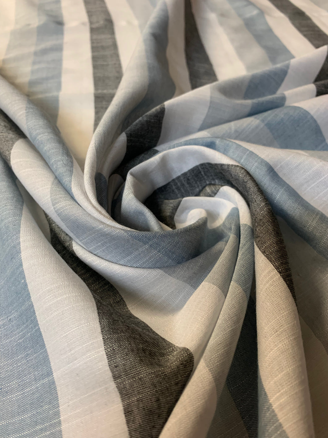 Lino e cotone tinto filo