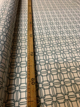Carica l&#39;immagine nel visualizzatore di Gallery, Gabardine di cotone stretch
