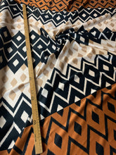 Carica l&#39;immagine nel visualizzatore di Gallery, Viscosa satin
