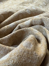 Carica l&#39;immagine nel visualizzatore di Gallery, Jacquard di cotone e lino
