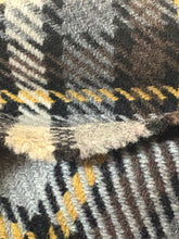 Carica l'immagine nel visualizzatore di Gallery, Lana velour
