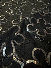Carica l'immagine nel visualizzatore di Gallery, Velluto jacquard in cotone e seta Baroli
