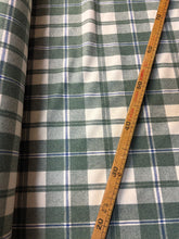 Carica l'immagine nel visualizzatore di Gallery, Lana pettinata
