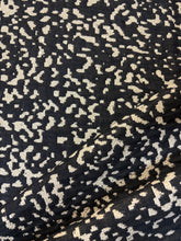 Carica l'immagine nel visualizzatore di Gallery, Jacquard di cotone con paillettes
