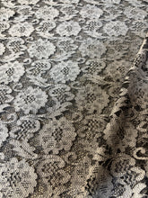 Carica l'immagine nel visualizzatore di Gallery, Pizzo
