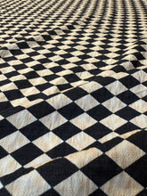 Carica l'immagine nel visualizzatore di Gallery, Crepe in viscosa
