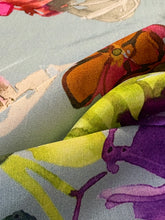 Carica l'immagine nel visualizzatore di Gallery, Viscosa satin con seta 8%
