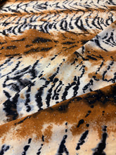 Carica l'immagine nel visualizzatore di Gallery, Viscosa poliestere stretch glitterara
