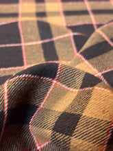 Carica l'immagine nel visualizzatore di Gallery, Cotone lino tinto filo
