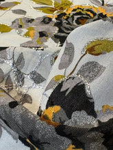 Carica l'immagine nel visualizzatore di Gallery, Viscosa operata
