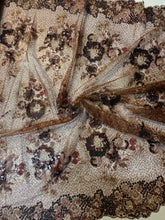 Carica l'immagine nel visualizzatore di Gallery, Tulle operato con paillettes
